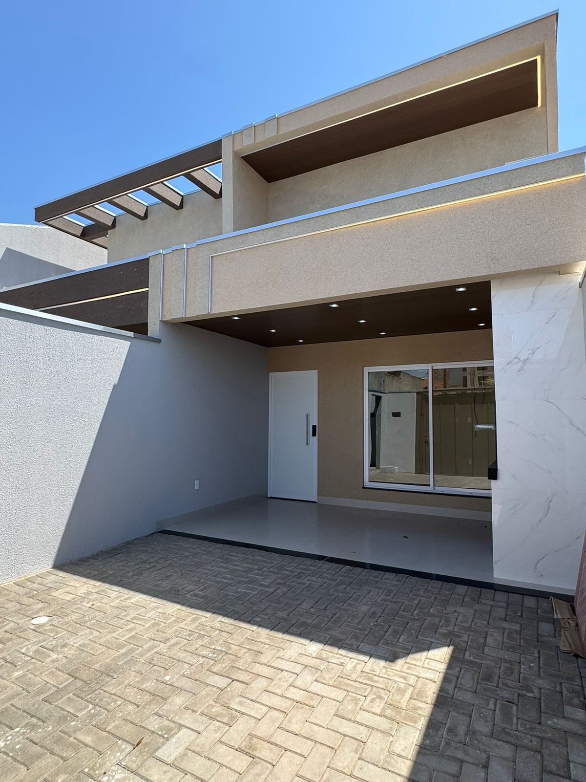 Casa nova à venda na 1406 Sul com 3 quartos e suíte em Palmas