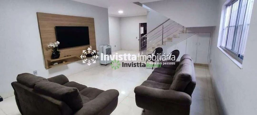 Sobrado 4 suítes com piscina e energia solar na 1007 Sul em Palmas