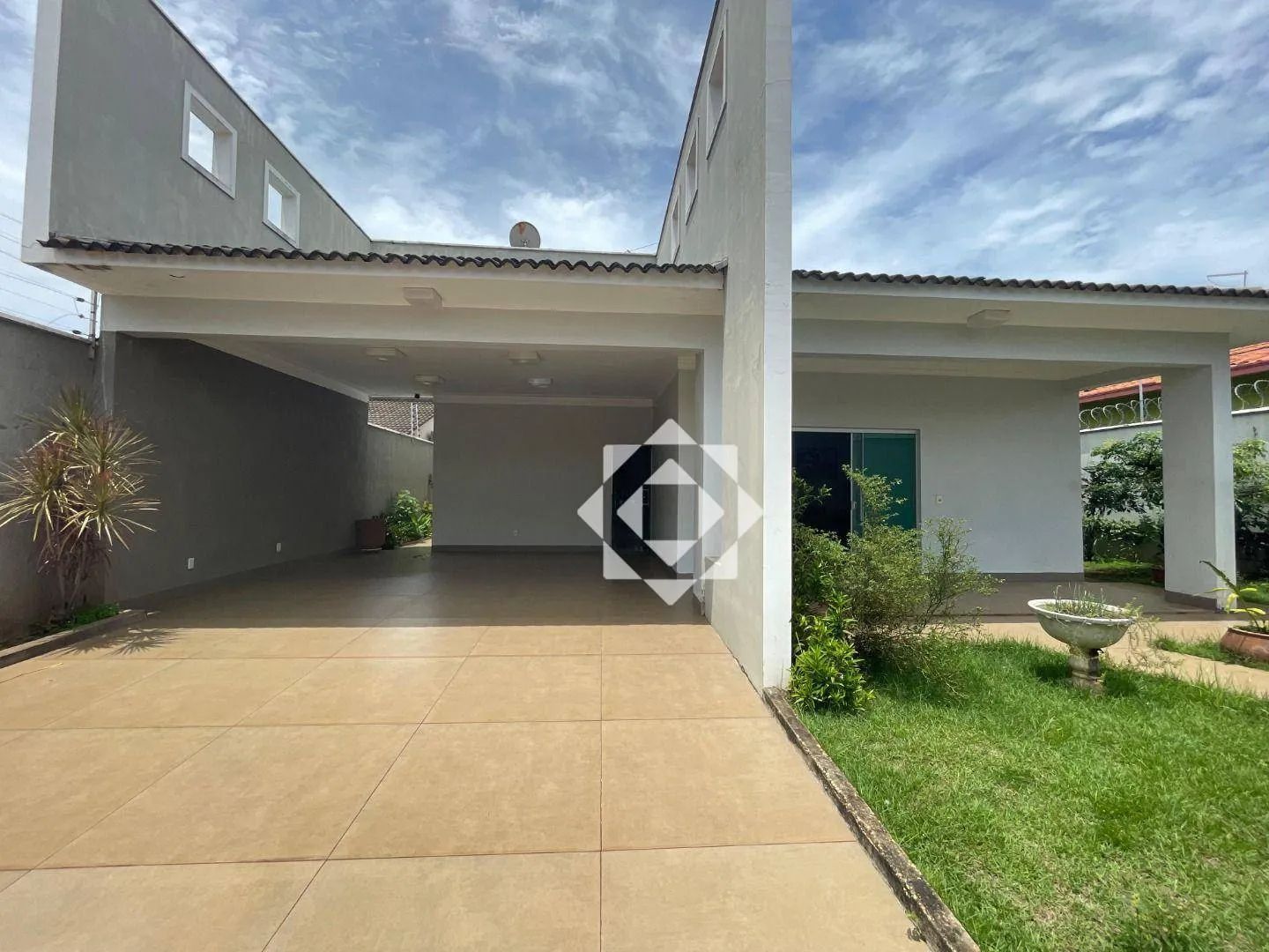 Casa com 3 quartos, piscina e móveis planejados na ARSE 62 (606 Sul) em Palmas