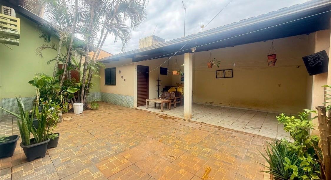 Casa com 3 quartos, energia solar e dependência externa à venda na 806 Sul – Palmas/TO