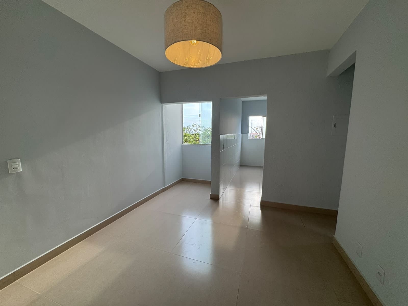 Apartamento reformado com 2 quartos à venda na 806 Sul – Palmas/TO