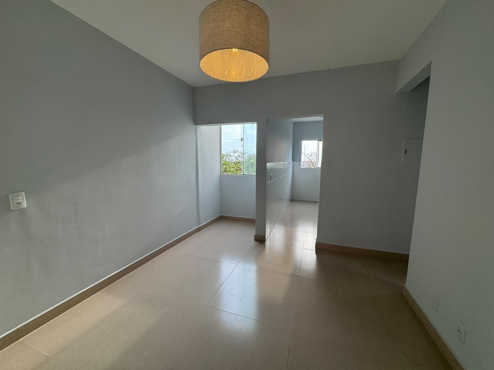 Apartamento reformado com 2 quartos à venda na 806 Sul – Palmas/TO