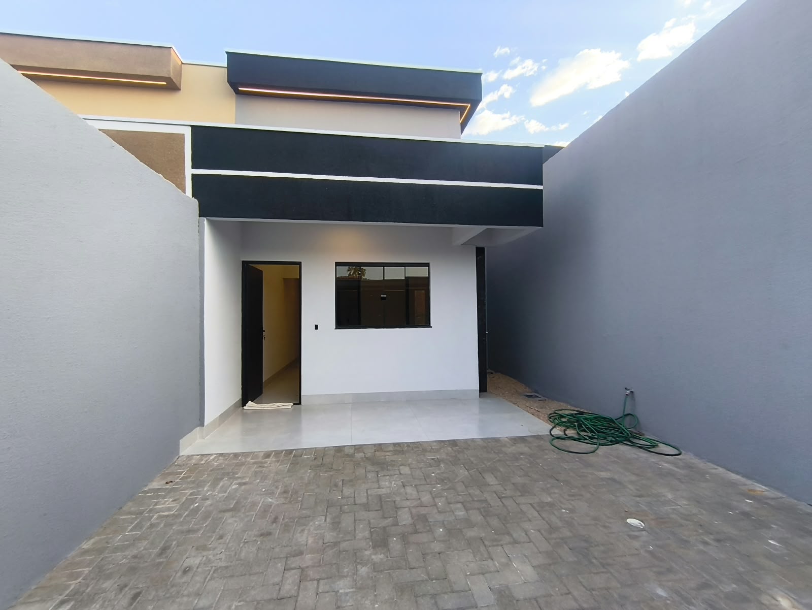 Imóvel novo com 2 quartos e churrasqueira à venda na 1506 Sul – Palmas/TO