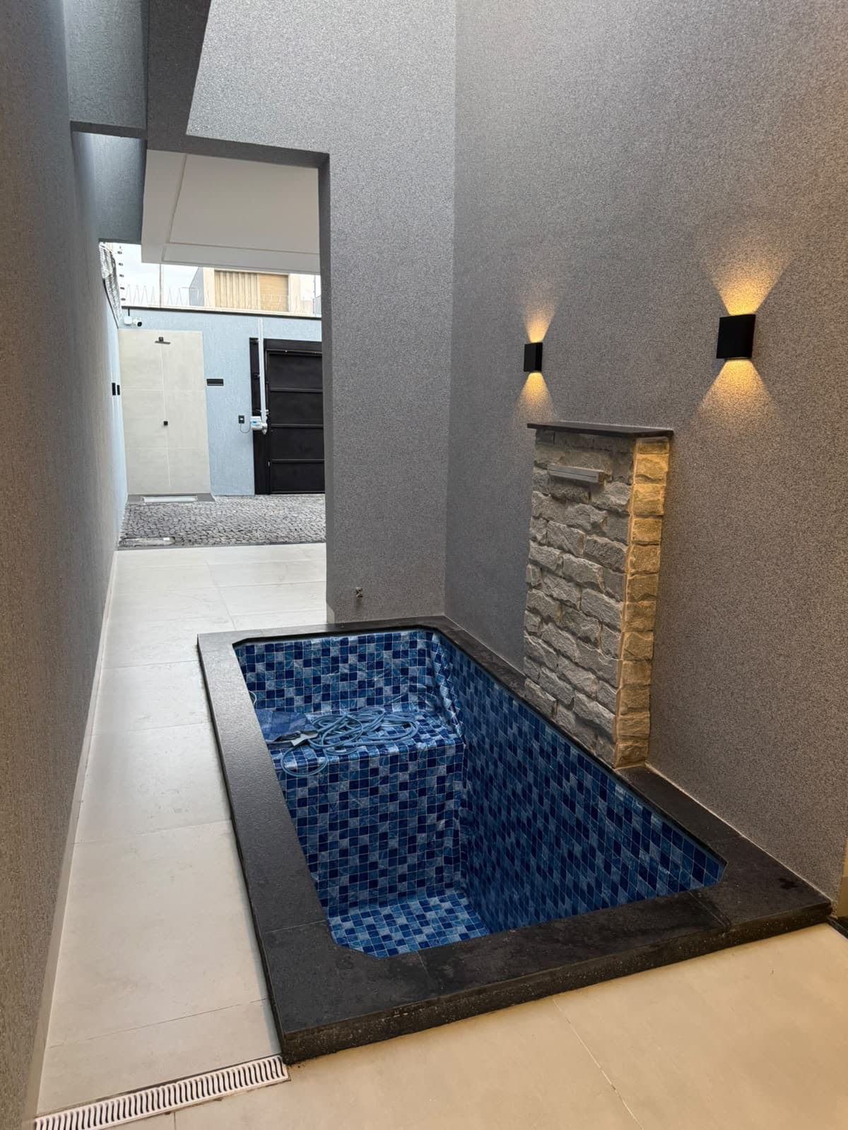 Casa nova com piscina e 3 quartos à venda na 505 Sul – Palmas/TO