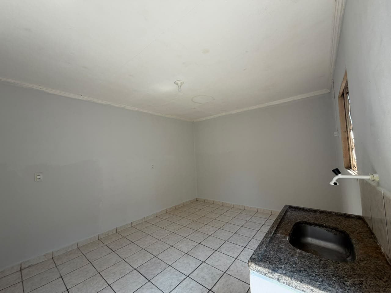 Kitnet 1 quarto para aluguel na 704 Sul – Palmas/TO