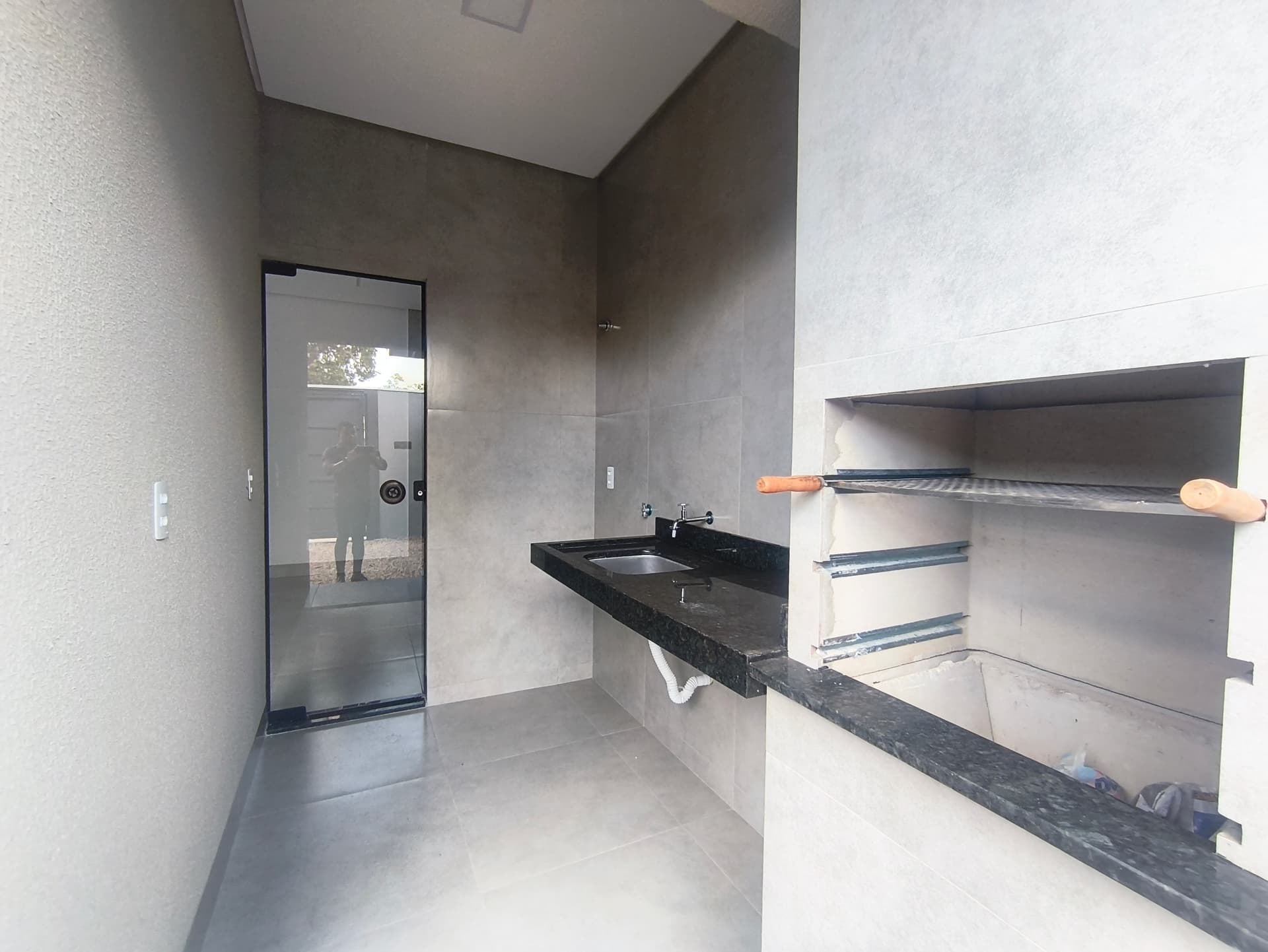 Casa nova com 3 quartos e jardim de inverno à venda na 1603 Sul – Palmas/TO