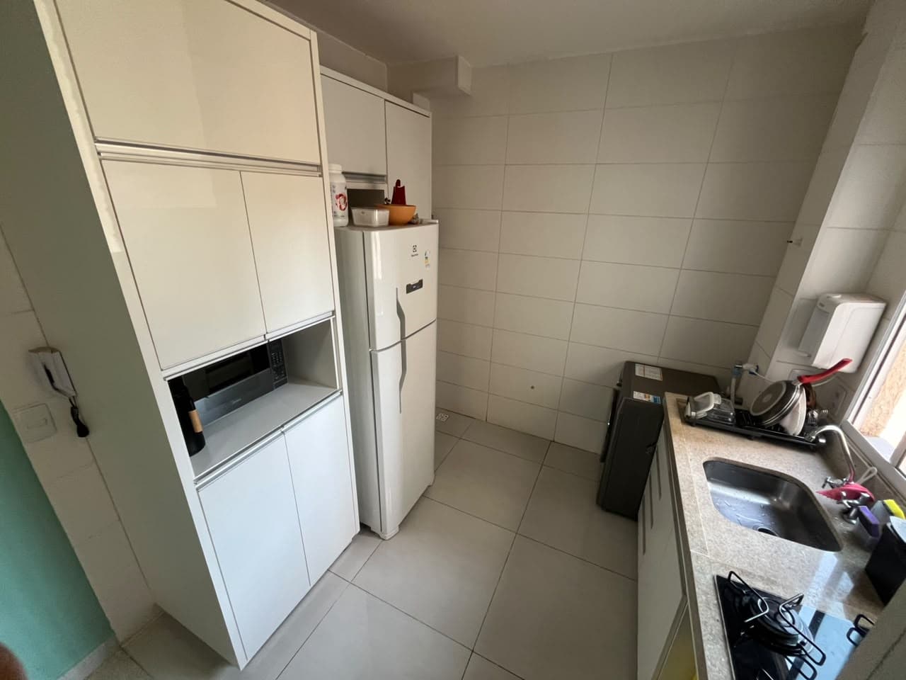Apartamento mobiliado com 2 quartos para locação no Palmeira Real – 806 Sul
