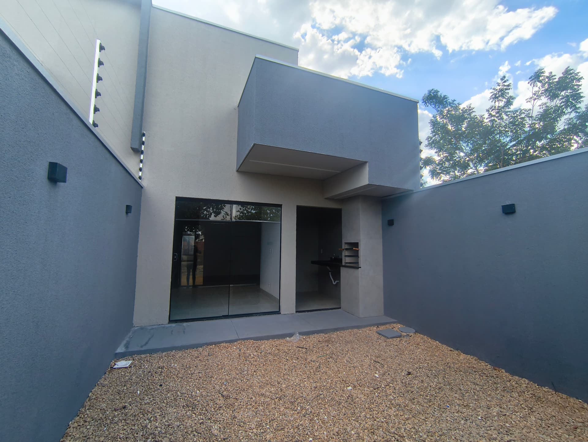 Casa nova com 3 quartos e jardim de inverno à venda na 1603 Sul – Palmas/TO