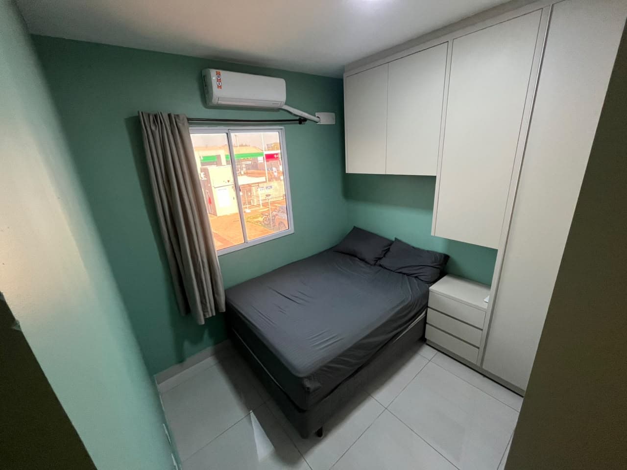 Apartamento mobiliado com 2 quartos para locação no Palmeira Real – 806 Sul
