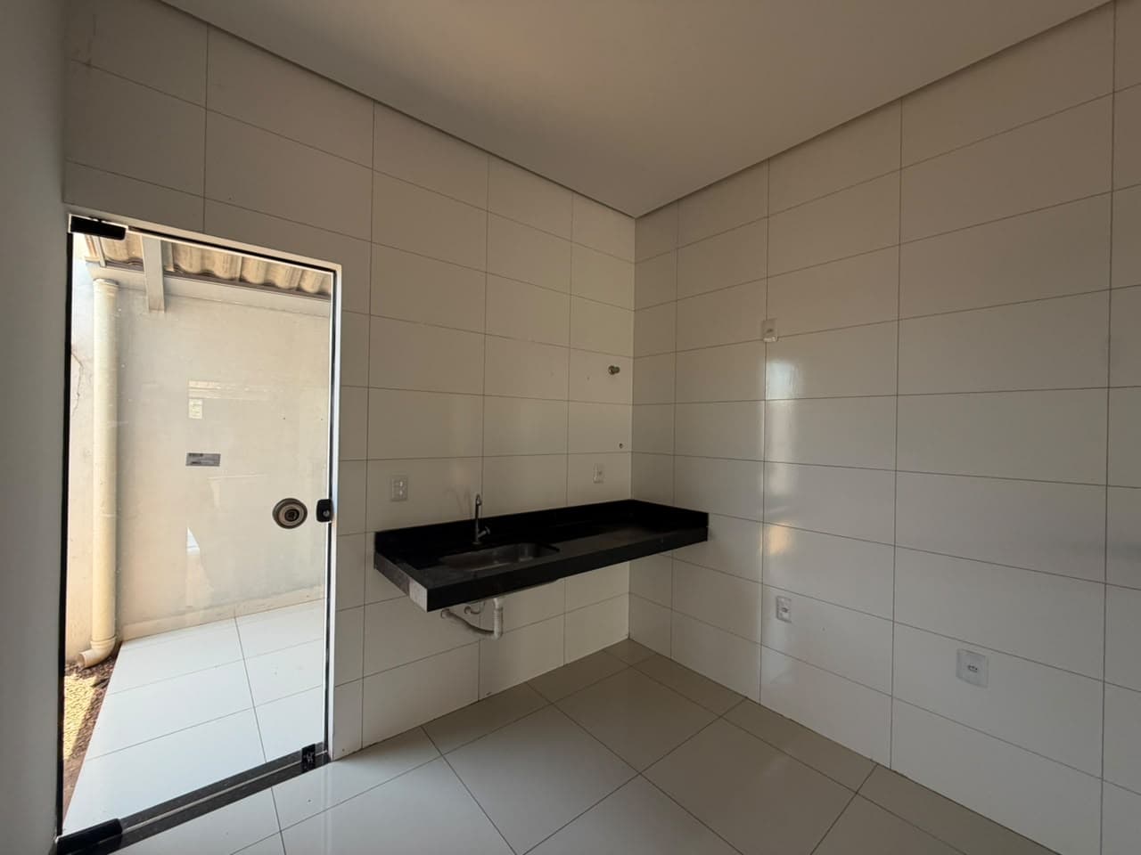 Casa na região sul de Palmas para locação setor Lago sul com 2/4