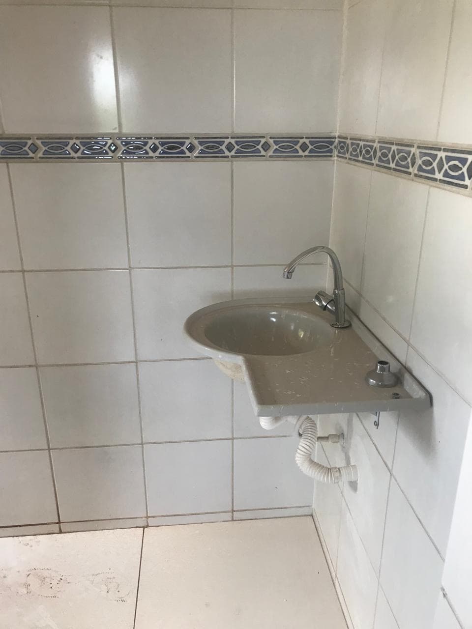 Sobrado com 7 suítes e 4 vagas à venda na 409 Norte – Palmas/TO