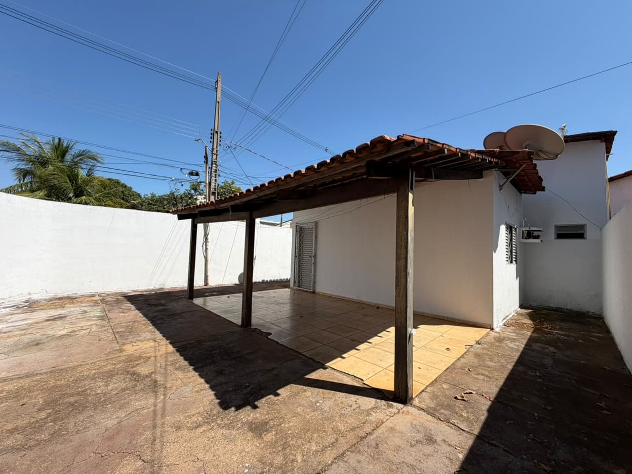 Casa com 2 Quartos para Locação NA 108 norte