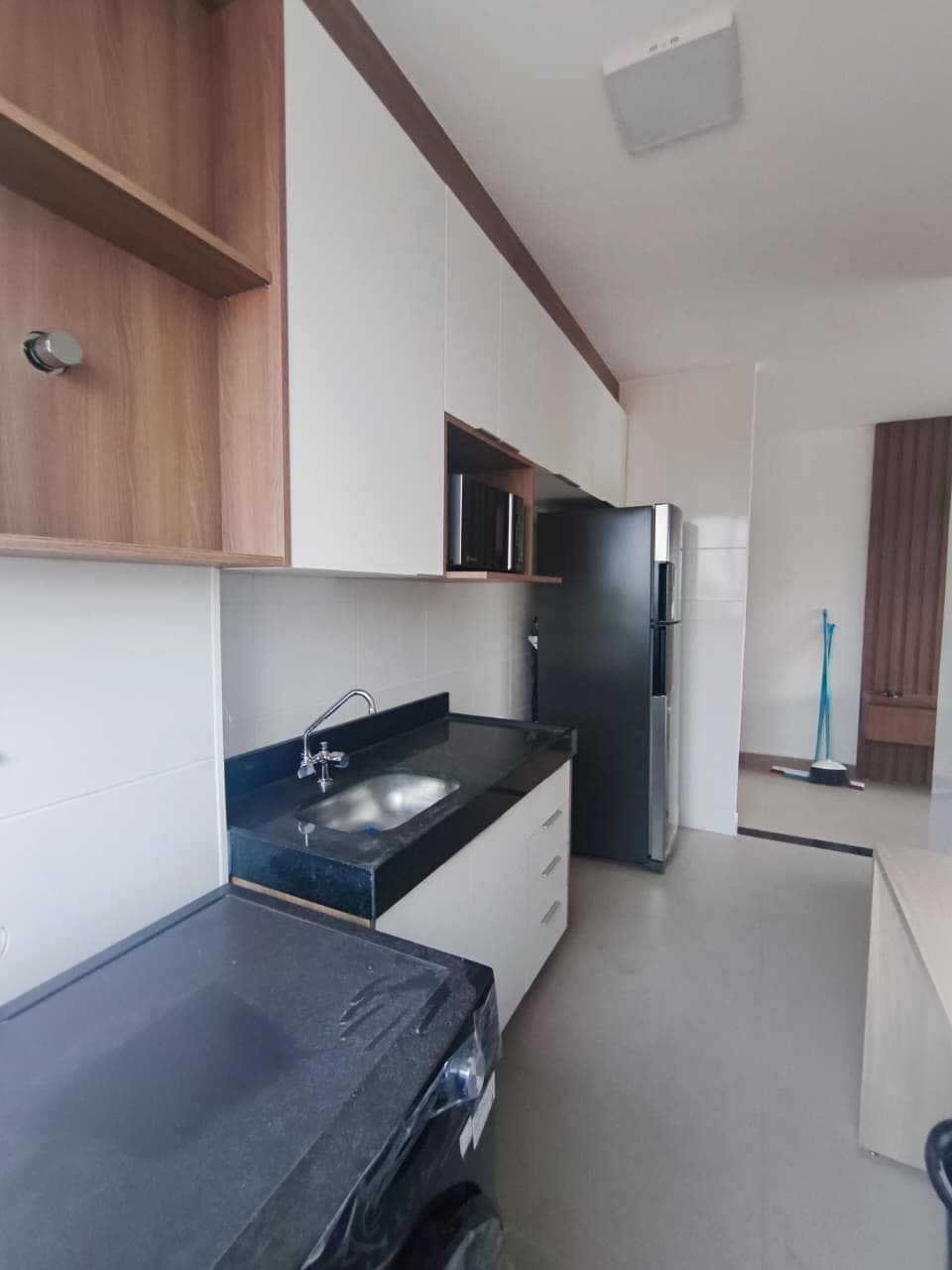 Apartamento 2/4 sendo 1 suite na 105 norte residencial Palmeira Azul
