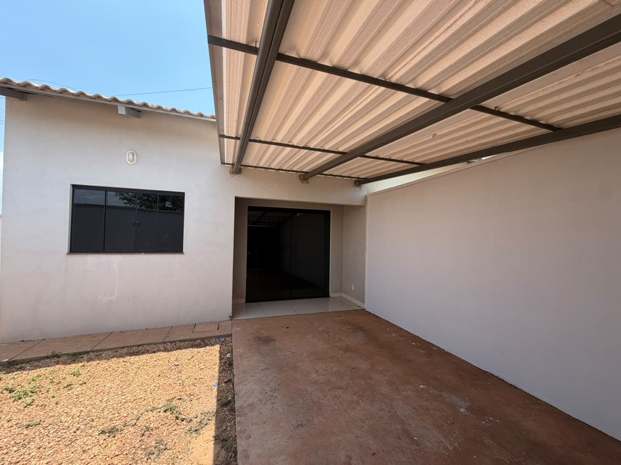 Casa na região sul de Palmas para locação setor Lago sul com 2/4