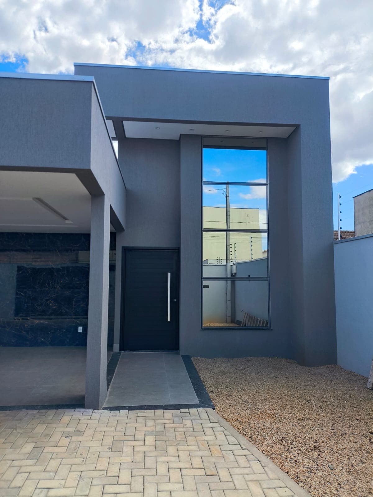Casa de Alto Padrão com 3 Suítes à Venda na 604 Norte em Palmas – TO