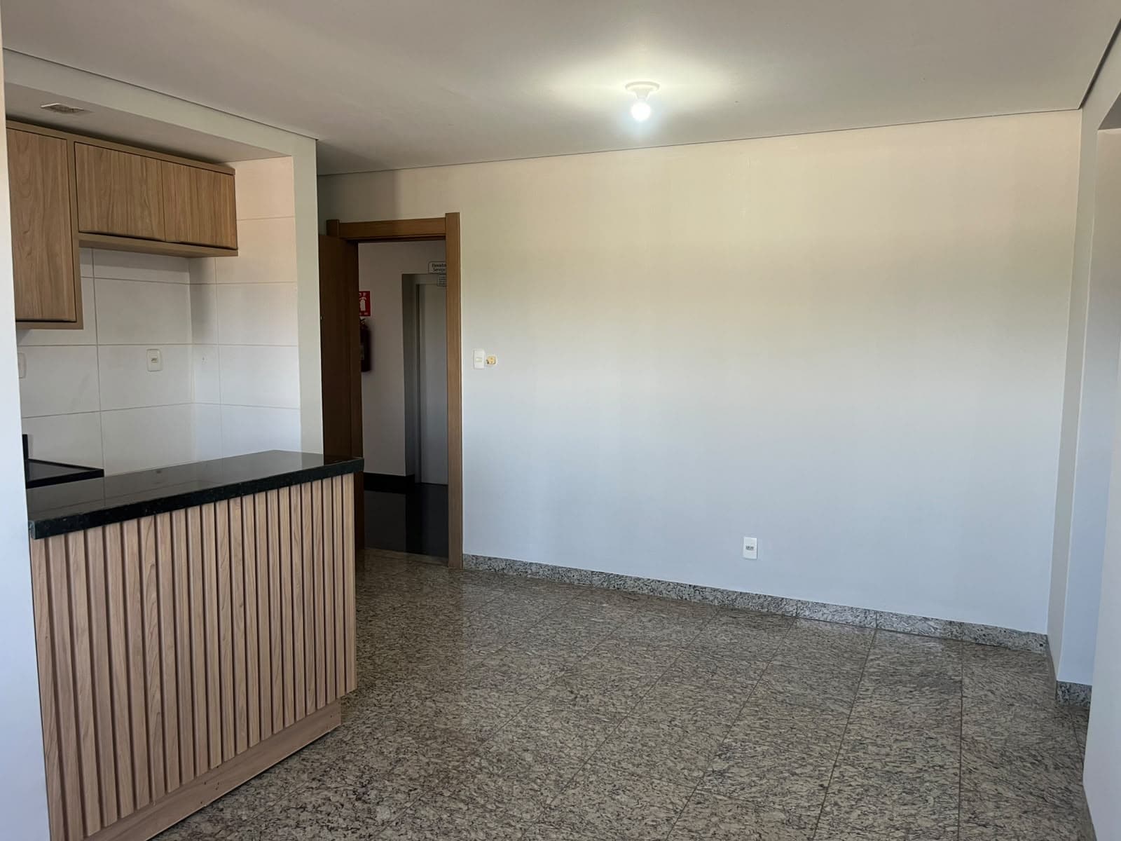 Apartamento para Aluguel com 2 Suítes no Residencial Harmony – 208 Sul | Palmas/TO