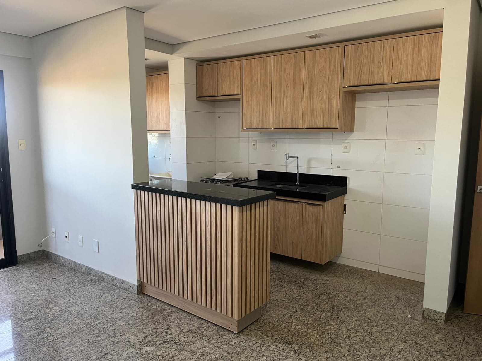 Apartamento para Aluguel com 2 Suítes no Residencial Harmony – 208 Sul | Palmas/TO