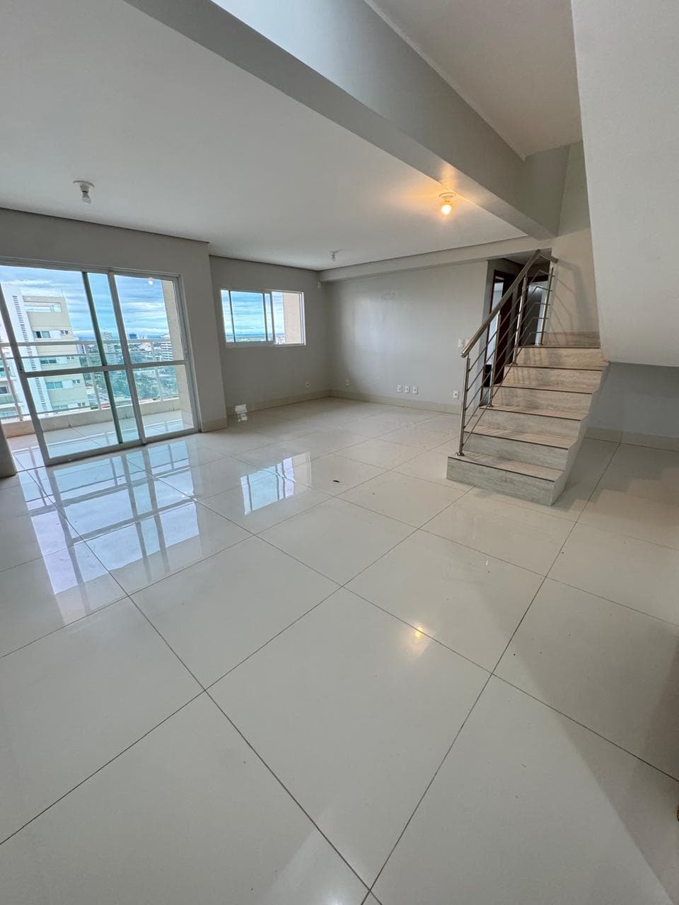 Cobertura duplex para locação no Residencial das Artes – 208 Sul em Palmas