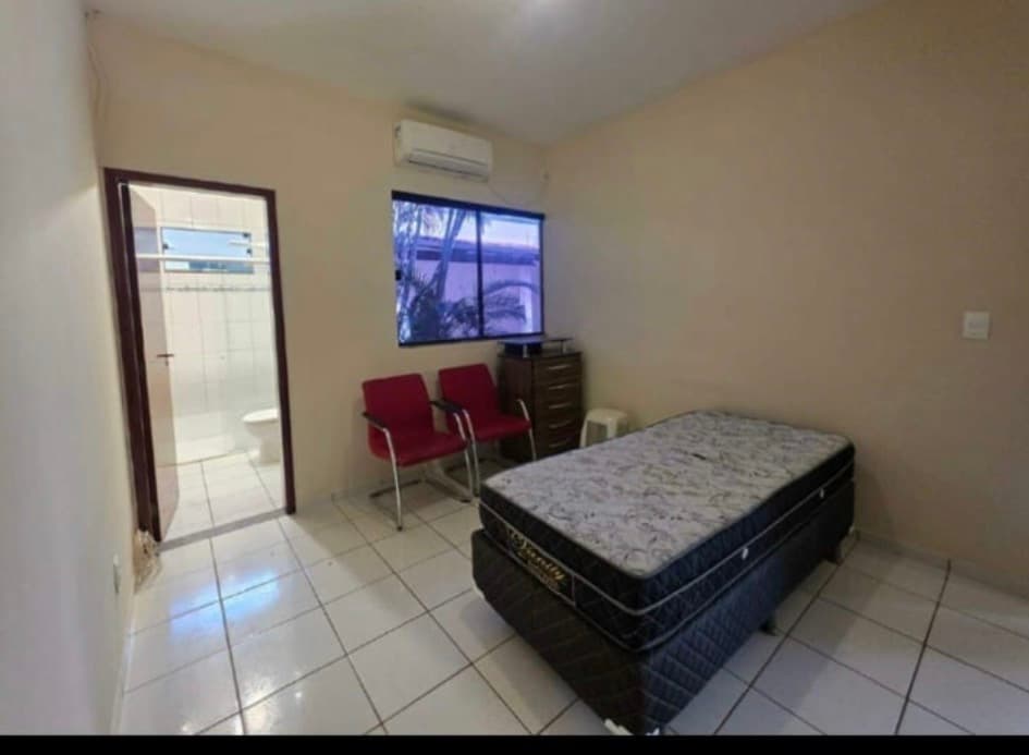 Casa com 3 quartos, energia solar e dependência externa à venda na 806 Sul – Palmas/TO