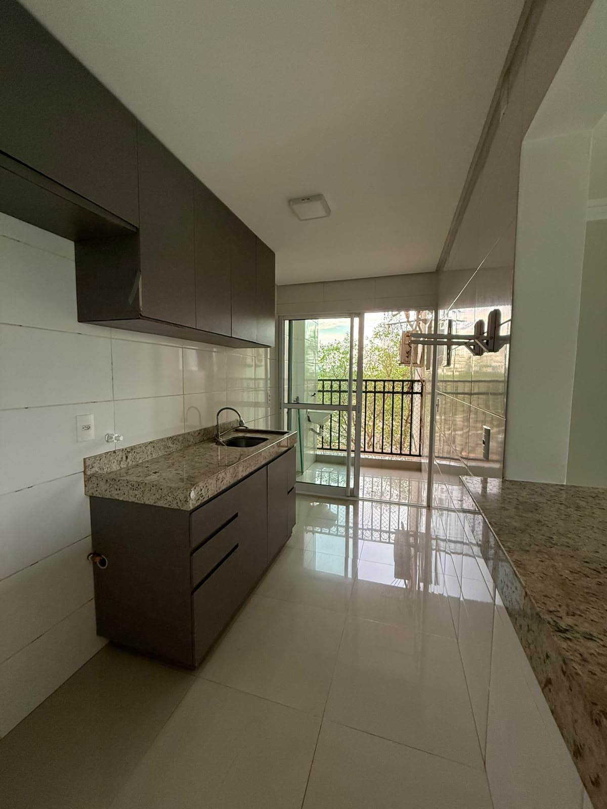 Apartamento com 3 quartos e lazer completo à venda no Residencial Versailles, 208 Norte – Palmas/TO